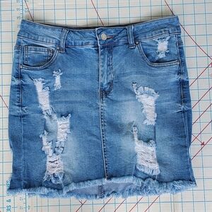 Wax Jean Los Angeles Skirt Women's Size Medium Distressed Short Mini Raw Edge